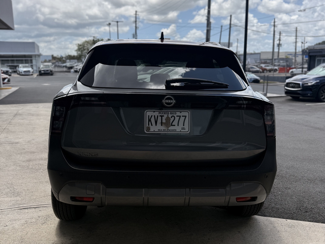 2026 Nissan Kicks SV