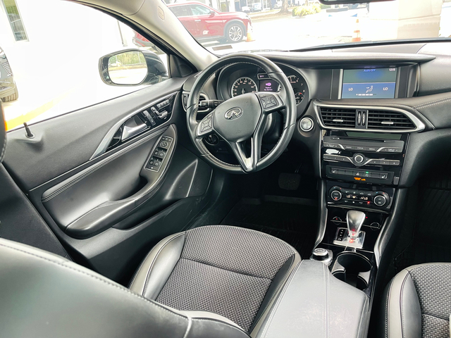 2019 Infiniti QX30