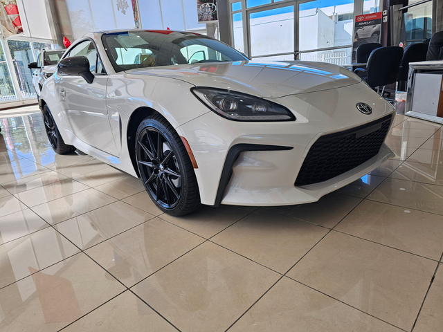 2026 Toyota GR86 Premium