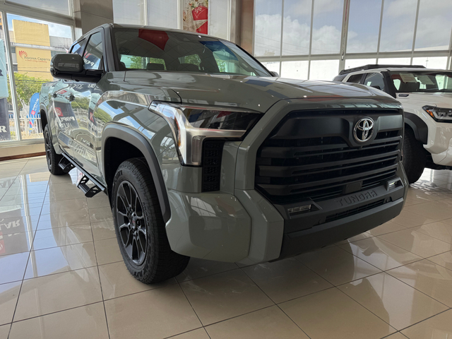 2026 Toyota Tundra 4WD SR