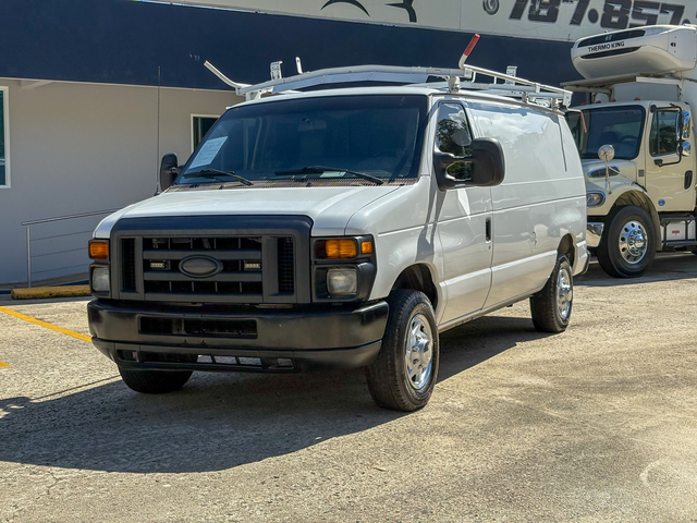 2014 Ford Econoline Cargo Van Commercial