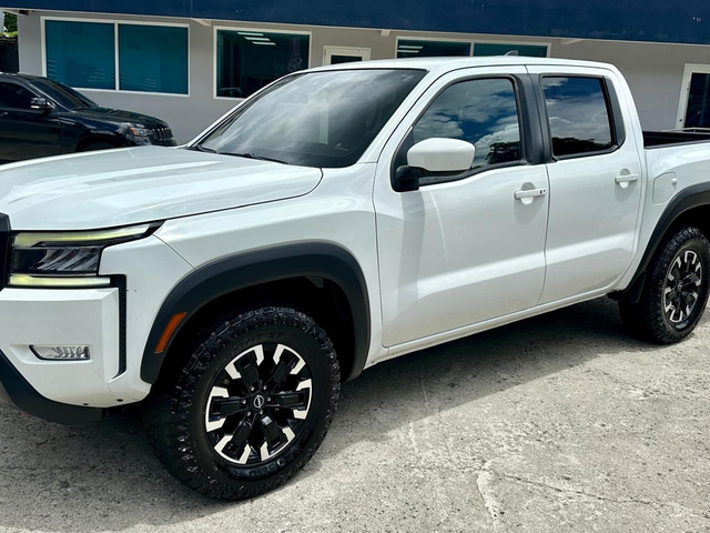 2022 Nissan Frontier S
