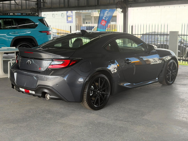 2027 Toyota GR86 Premium