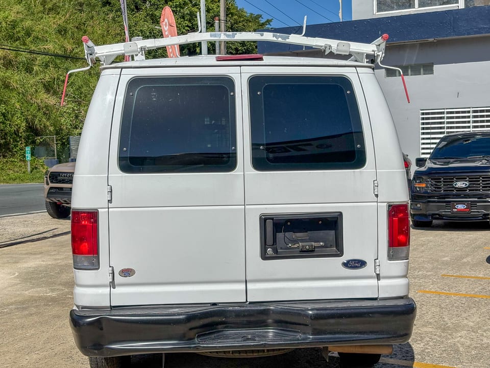 2014 Ford Econoline Cargo Van Commercial, foto 5