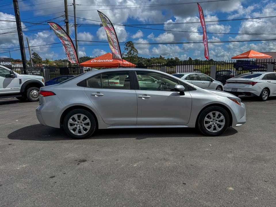 2023 Toyota Corolla LE, foto 9