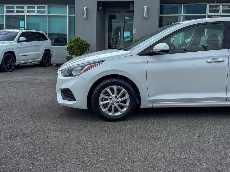 2022 Hyundai Accent SE, foto 3