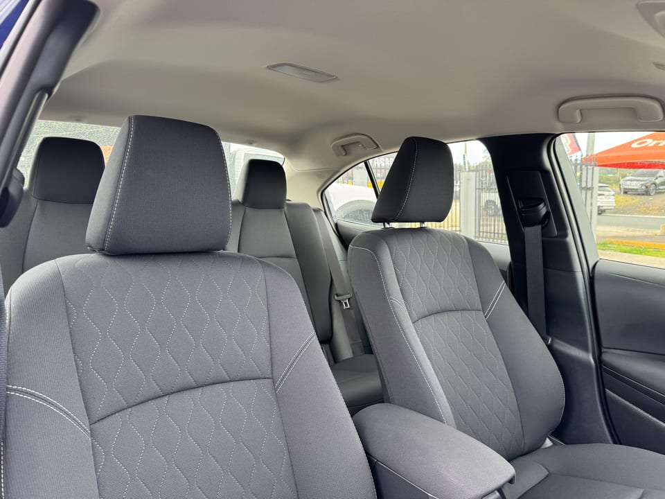 2025 Toyota Corolla LE, foto 12