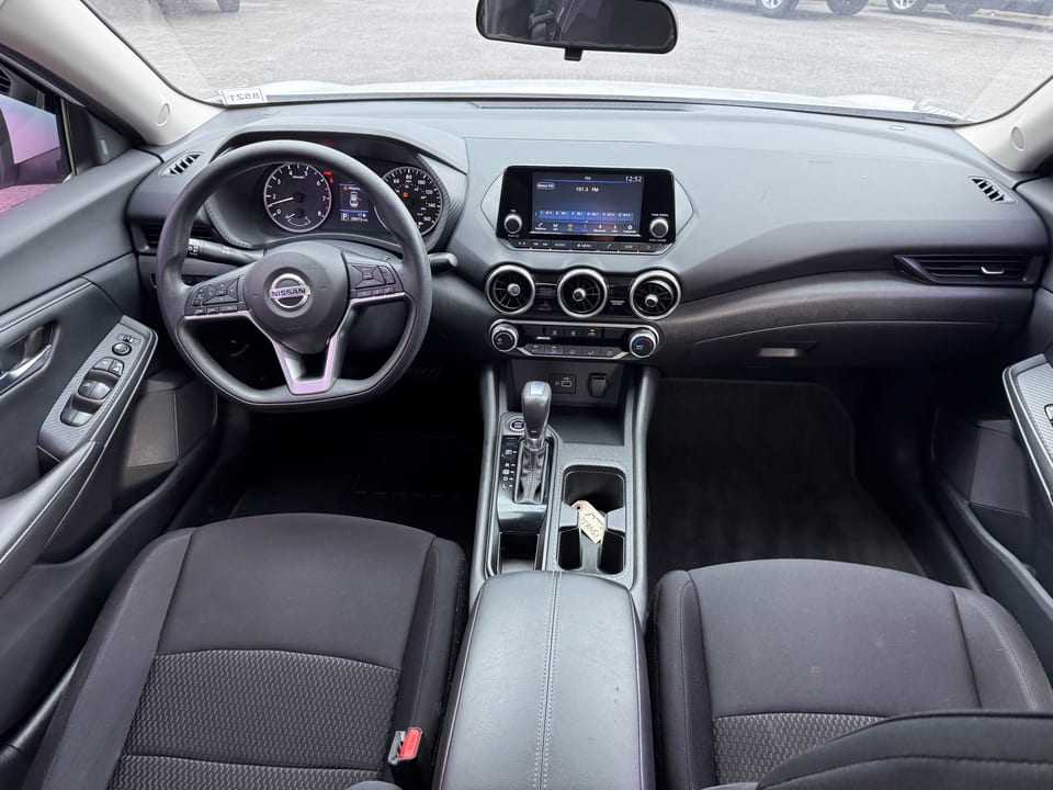 2022 Nissan Sentra S, foto 10
