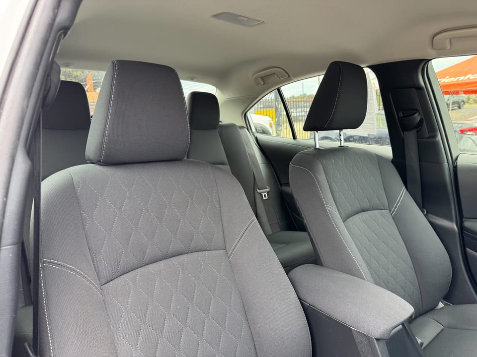 2025 Toyota Corolla LE, foto 12