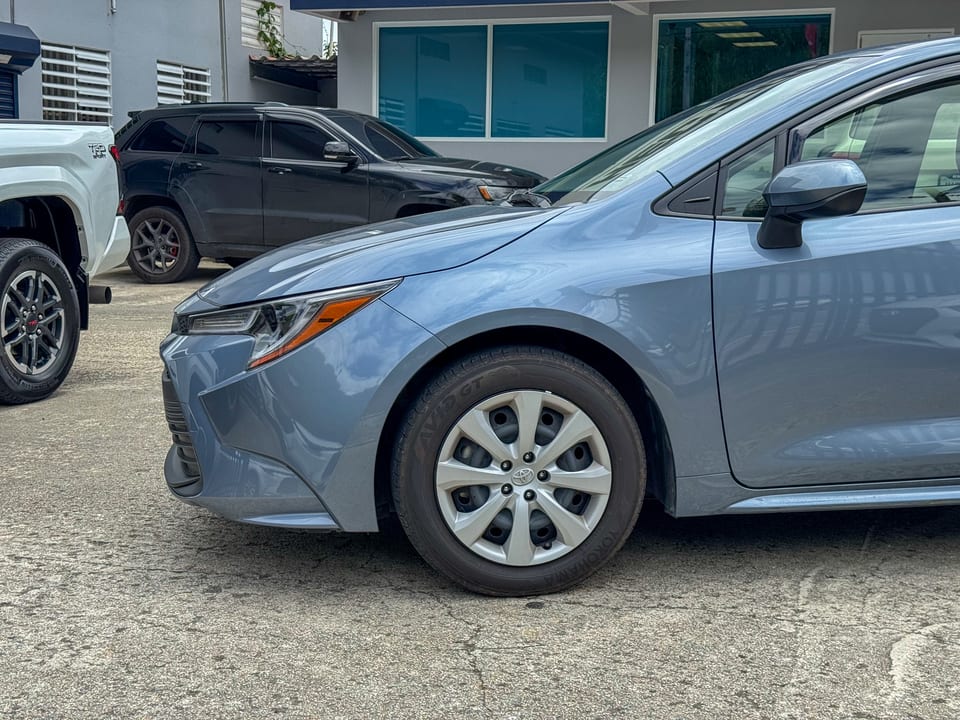 2024 Toyota Corolla LE, foto 3