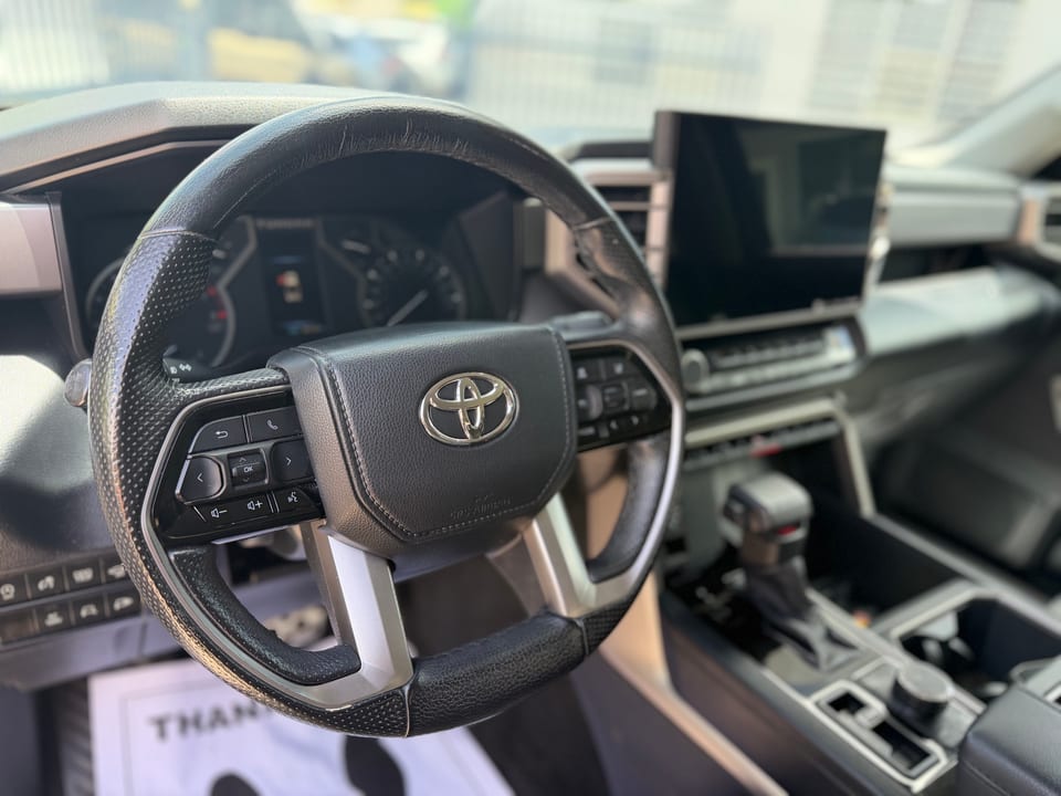 2022 Toyota Tundra 4WD SR5, foto 8