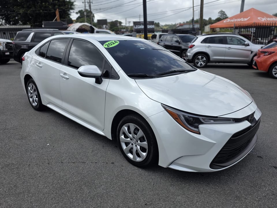 2024 Toyota Corolla LE, foto 2