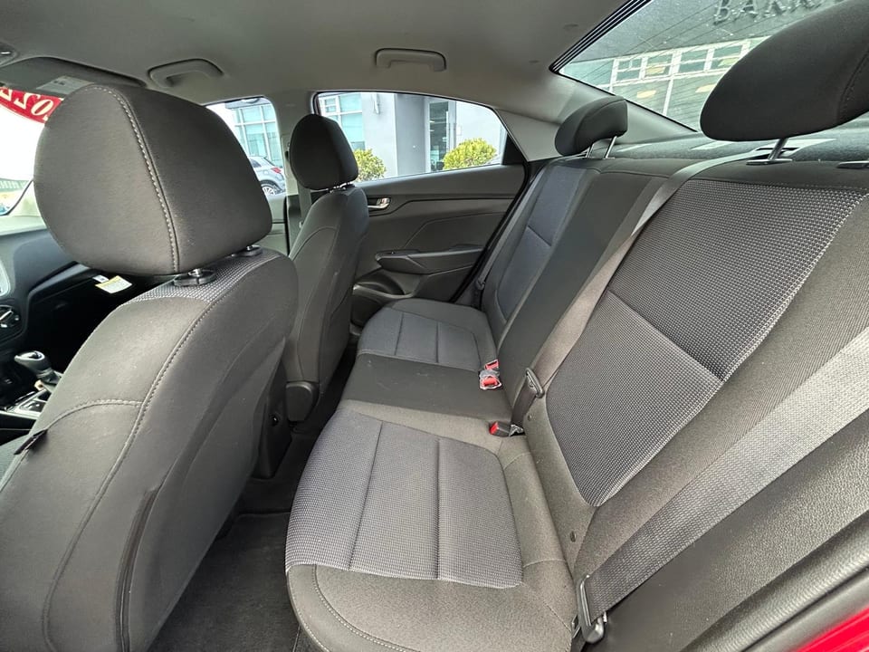 2022 Hyundai Accent SE, foto 6