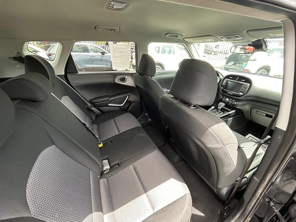 2025 Kia Soul LX, foto 6