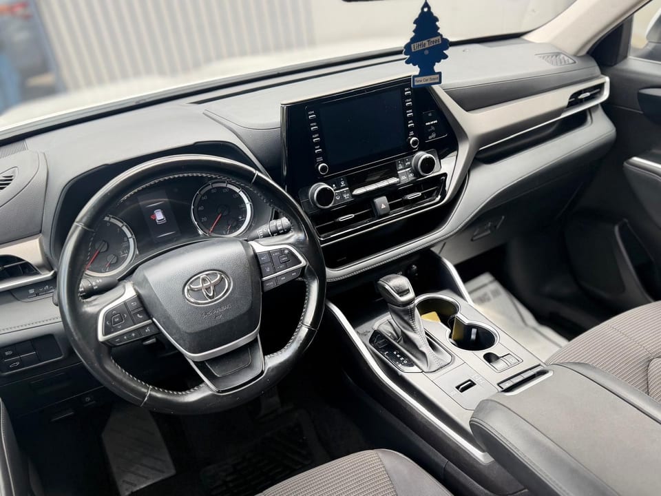 2022 Toyota Highlander LE, foto 10