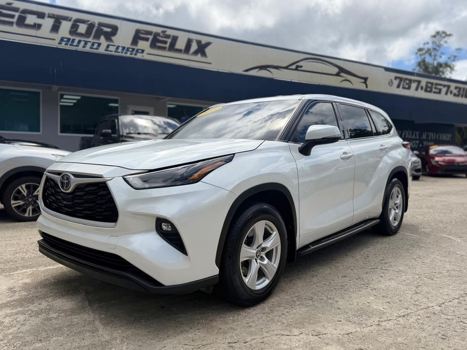 2022 Toyota Highlander LE, foto 1
