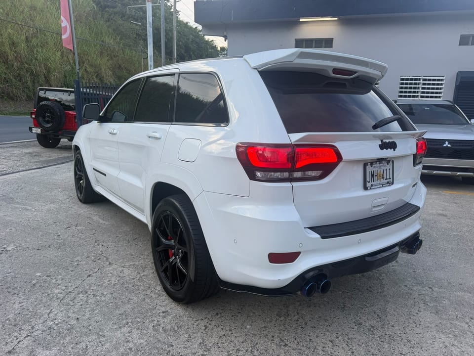 2020 Jeep Grand Cherokee SRT, foto 2