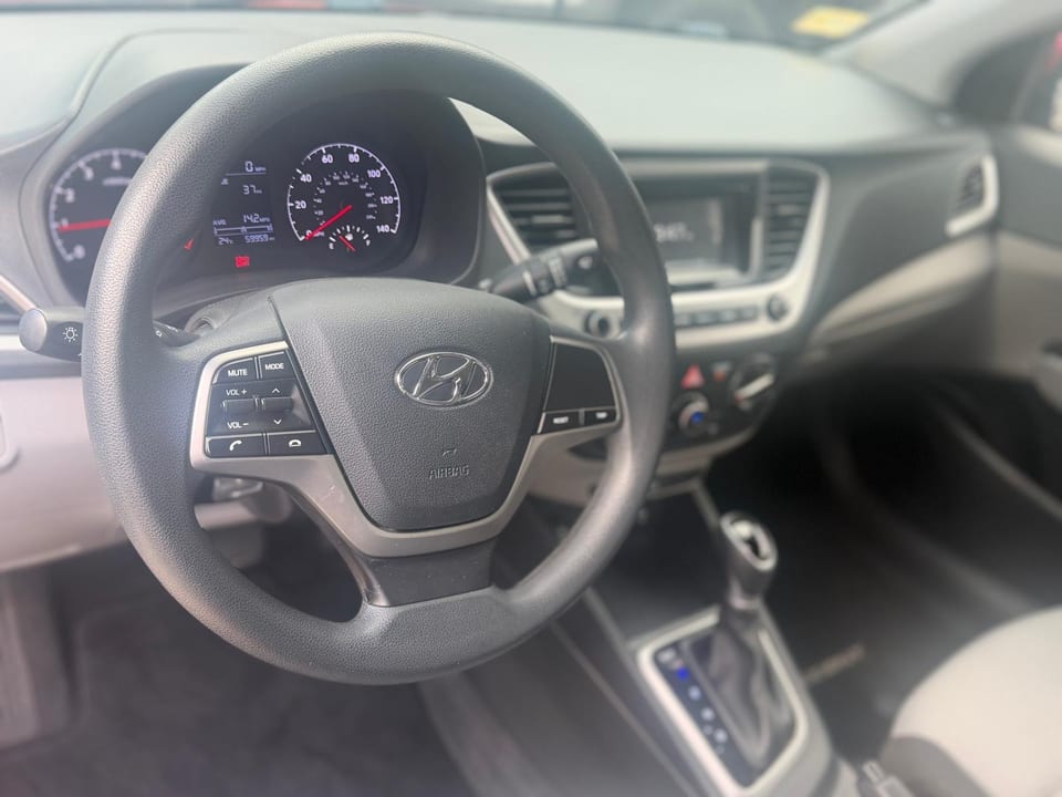 2022 Hyundai Accent SE, foto 6
