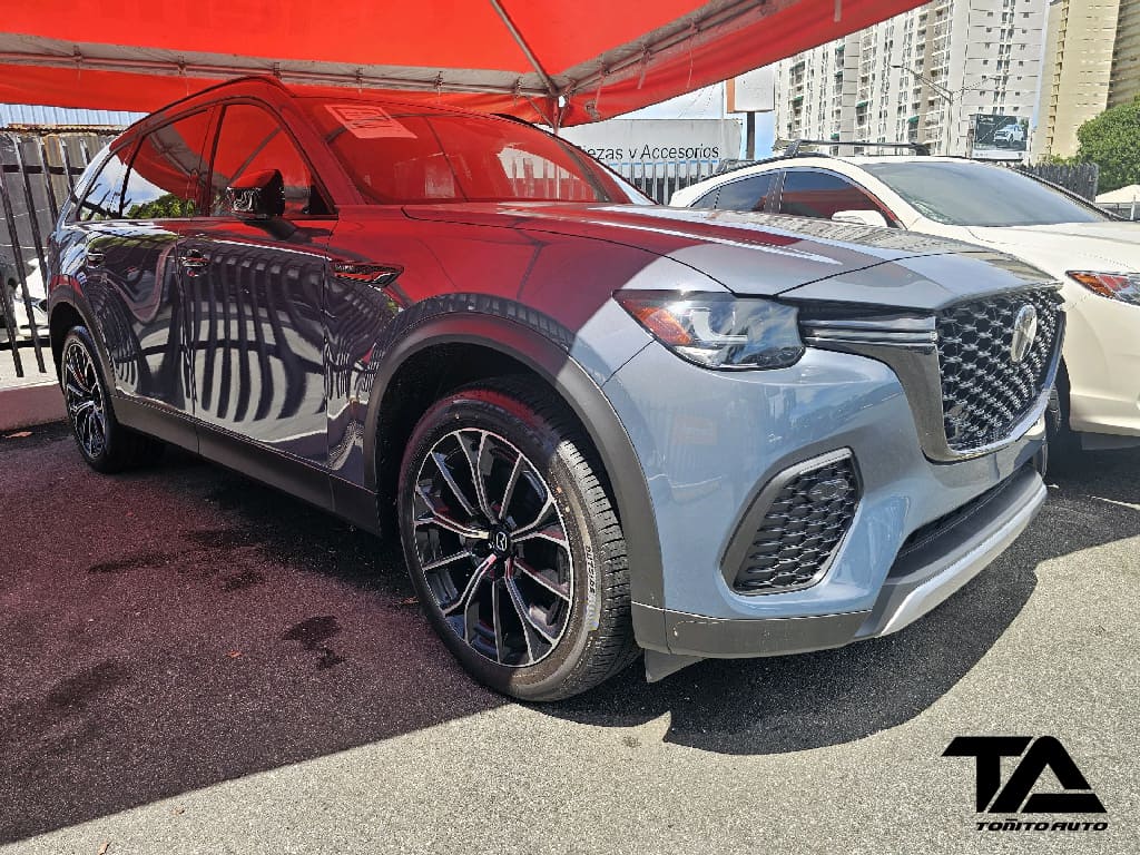 2025 Mazda CX-70 Premium Plus Package's photo