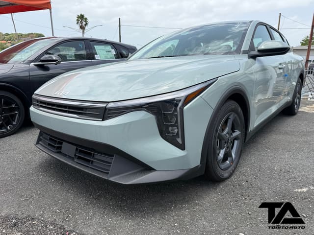 2026 Kia K4 LX