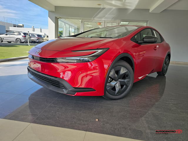 Toyota Prius LE 2026