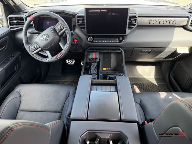 Inventario Nuevos 94 Toyota Tundra 4WD TRD Pro Hybrid CrewMax 5.5' Bed 2026