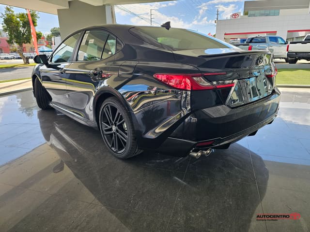 Toyota Camry Nightshade 2026