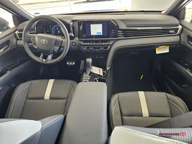 Toyota Camry 6 image