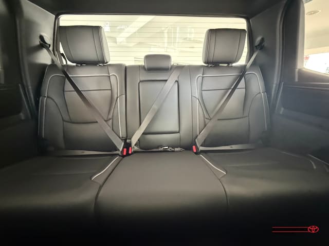 Toyota Tundra 4WD SR5 2026