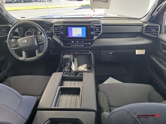Inventario Nuevos 44 Toyota Tundra 4WD SR CrewMax 5.5' Bed 2026