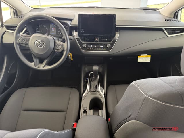 Inicio 72 Toyota Corolla LE 2026