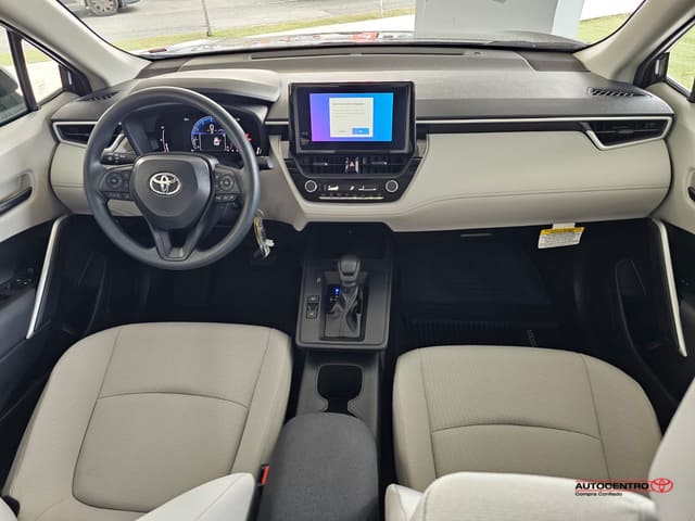 Toyota Corolla Cross 21 image