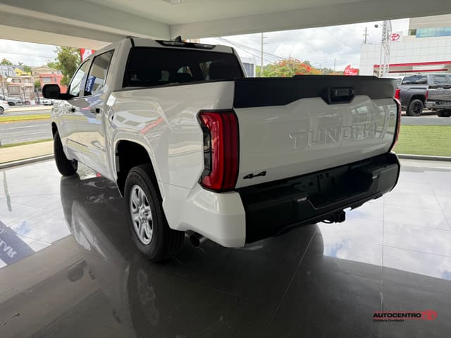 Inventario Nuevos 12 Toyota Tundra 4WD SR CrewMax 5.5' Bed 2026