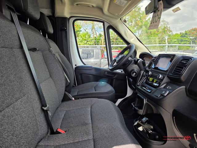 Inventario 64 Ram ProMaster Cargo Van SLT+ 2500 2024