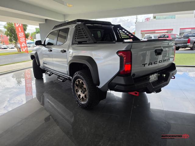 Inventario 42 Toyota Tacoma 4WD 2024