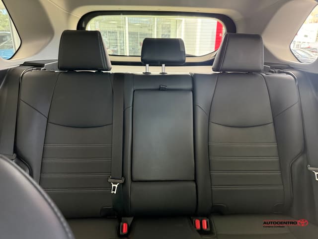 Inventario 48 Toyota RAV4 XLE Premium 2023