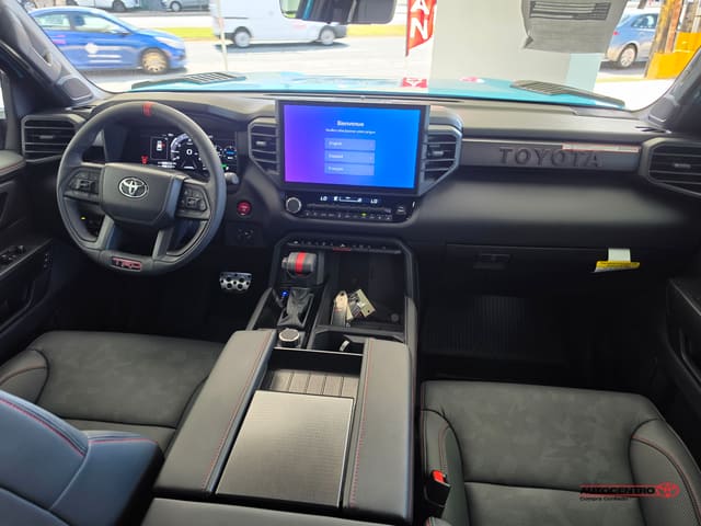 Inventario 9 Toyota Sequoia SR5 2026