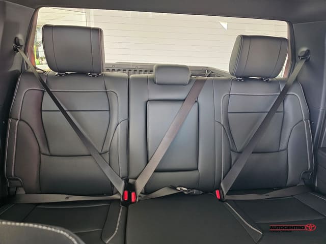 Inventario Nuevos 3 Toyota Tundra 4WD SR CrewMax 5.5' Bed 2026