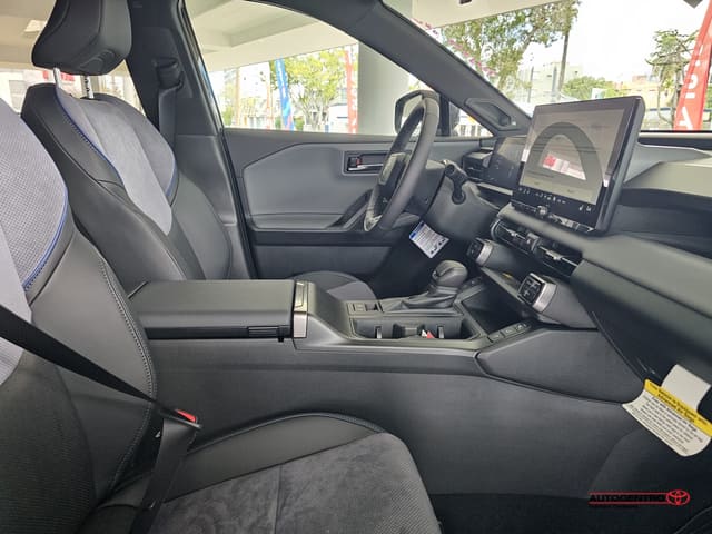 Inventario Nuevos 84 Toyota RAV4 XSE 2026