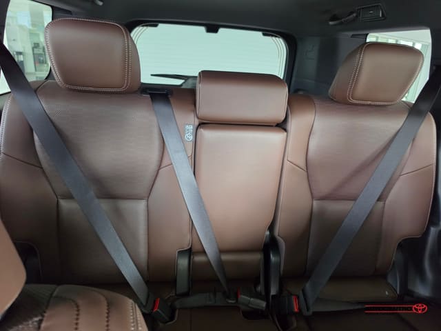 Inventario Nuevos 13 Toyota Land Cruiser 1958 2027