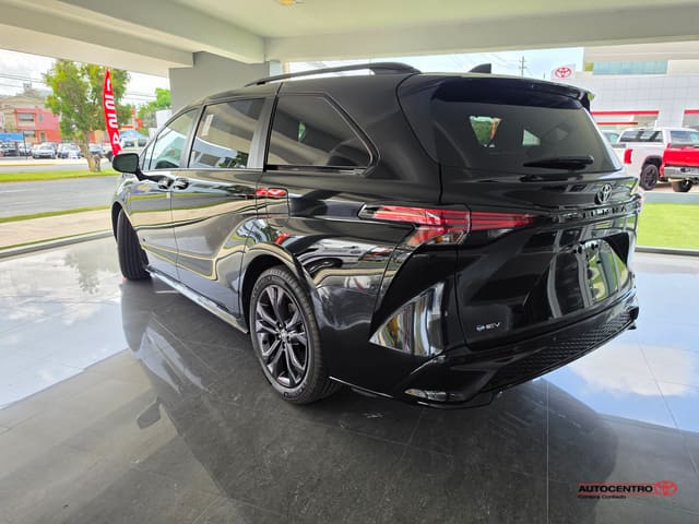 Inventario Nuevos 7 Toyota Sienna XSE 2026