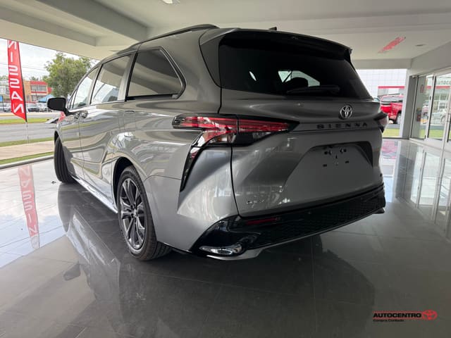 Inventario Nuevos 2 Toyota Sienna XSE 2026