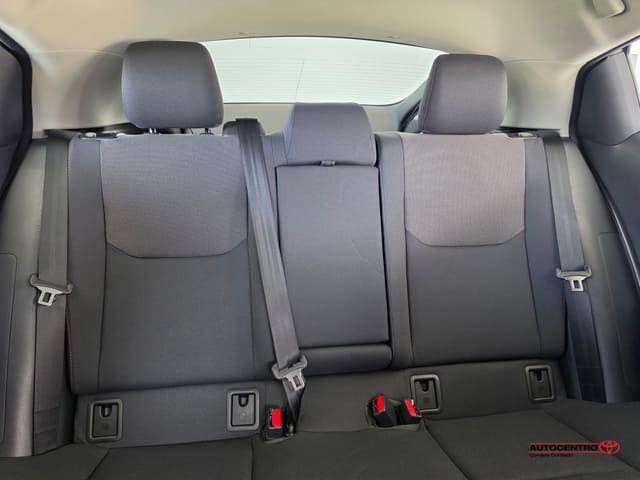 Inicio 101 Toyota Prius Plug-In Hybrid SE 2026