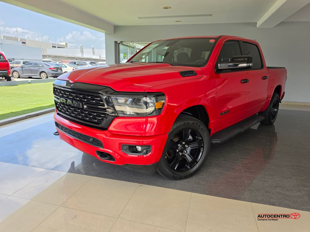 2024 RAM 1500 Big Horn/Lone Star 4x4 Crew Cab 5'7's photo