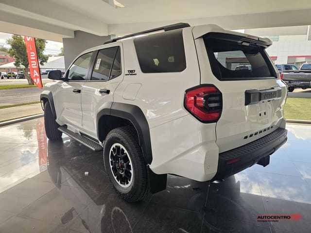 Inicio 85 Toyota 4Runner SR5 2026