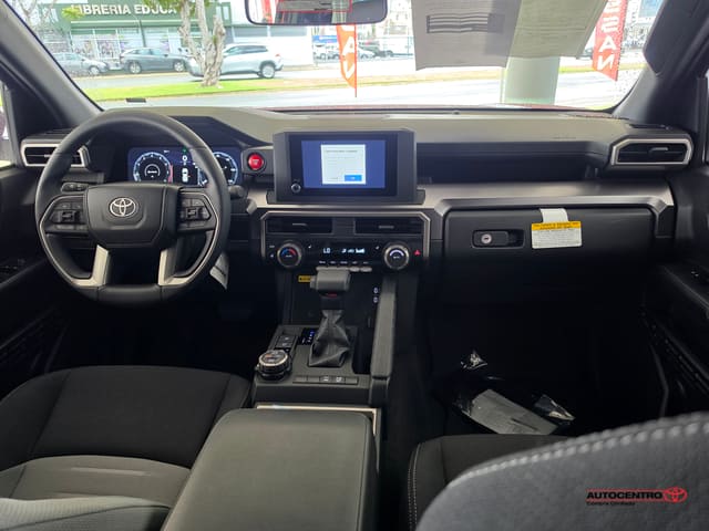 Toyota 4Runner SR5 2026