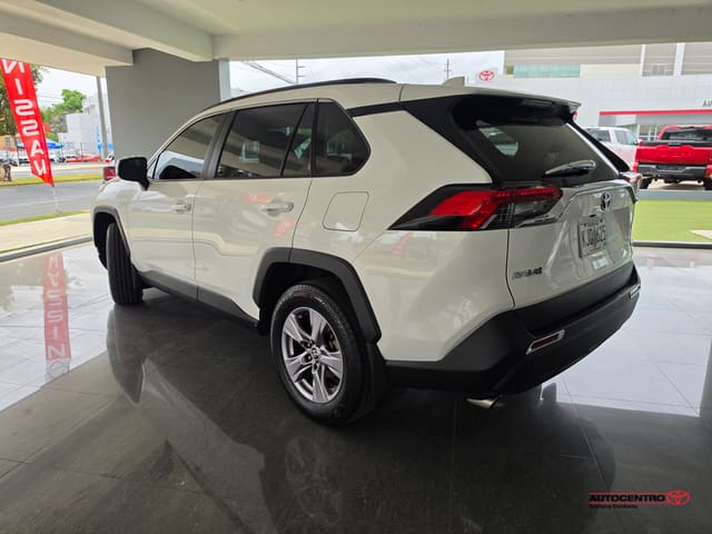 Inventario Usados 53 Toyota RAV4 LE 2024