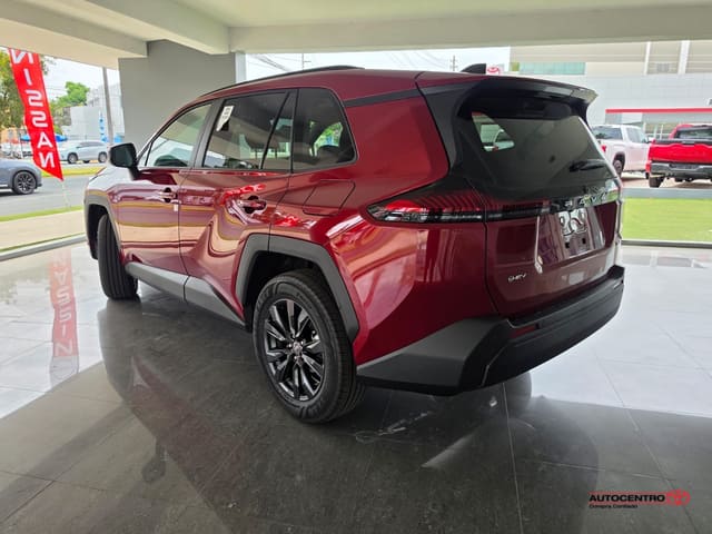 Toyota RAV4 XLE Premium 2026