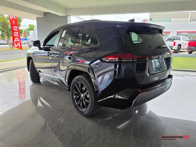 Toyota RAV4 SE 2026