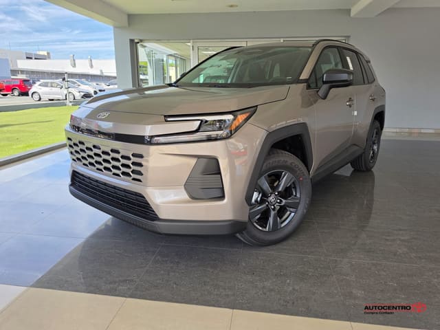 Toyota RAV4 LE 2026
